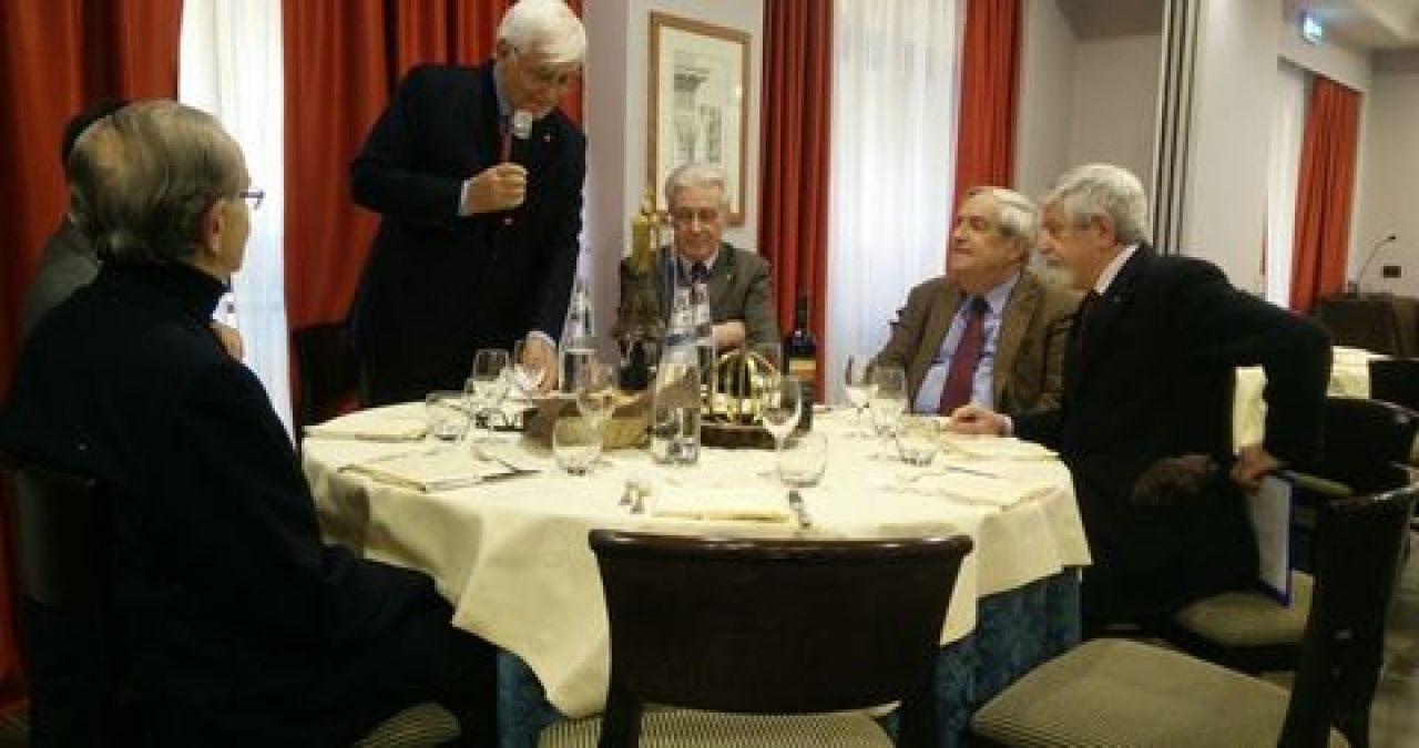 Rotary Club Parma dona un DAE a Croce Rossa ed Assistenza Pubblica