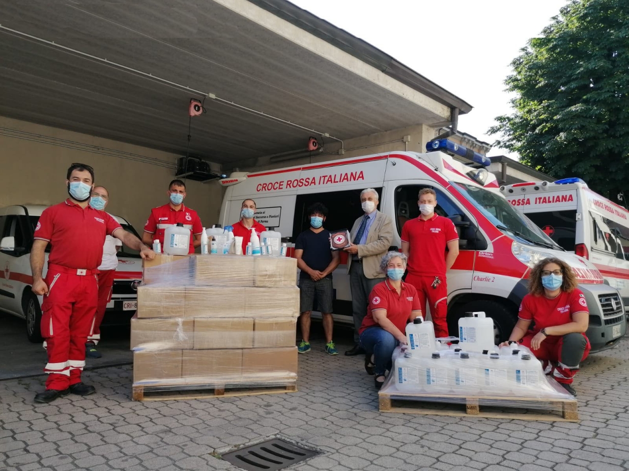 La solidariet&agrave; non si ferma: donazione di materiale igienizzante da Conflab, DiZeta e SM Pack